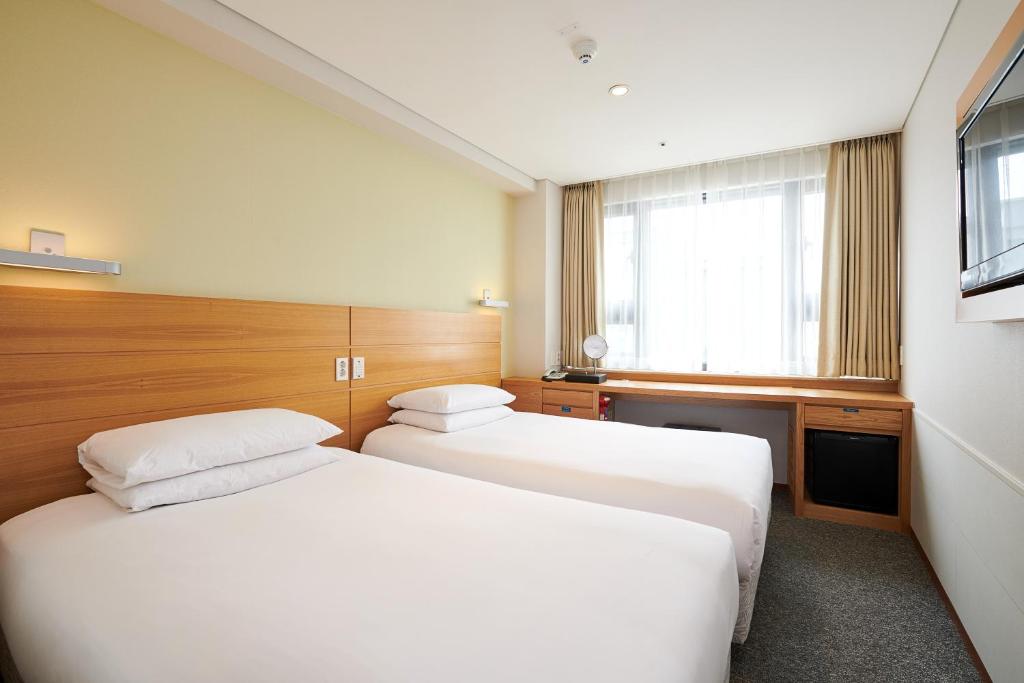 Сеул - Nine Tree by Parnas Seoul Myeongdong 1 - 4*